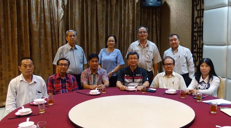 在古来与3个属会宗亲交流